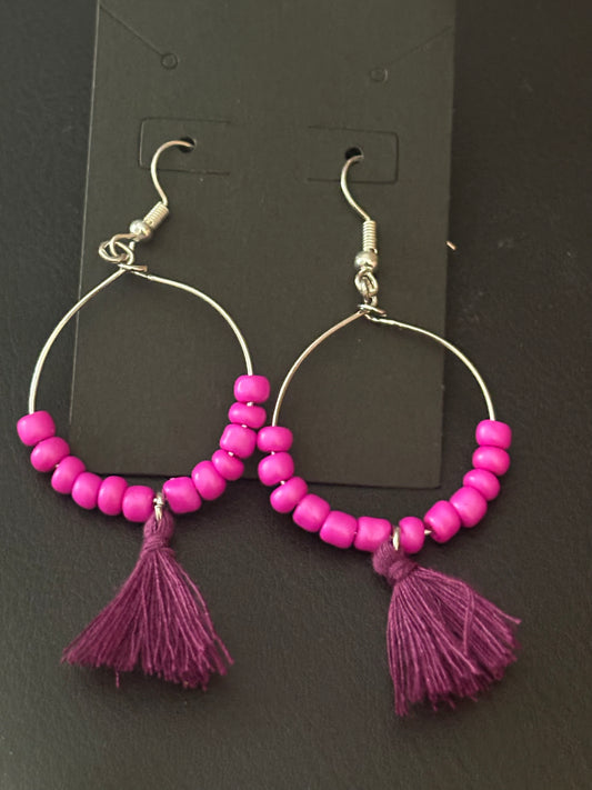 Aretes Boho Hoop con Piedritas y Borla